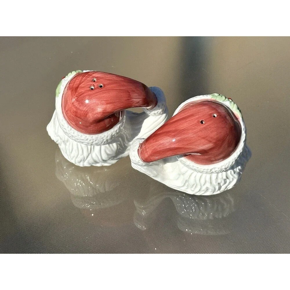 VTG Pair of Porcelain Santa Head Salt & Pepper Shakers by House of Lloyd 1997
